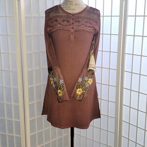 Aratta silent journey top/Dress NWT